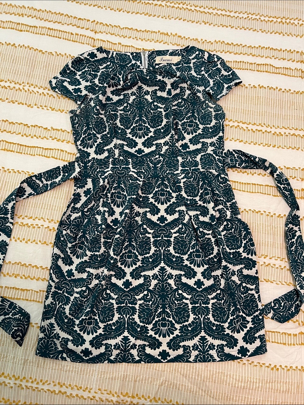 Cap sleeve dress